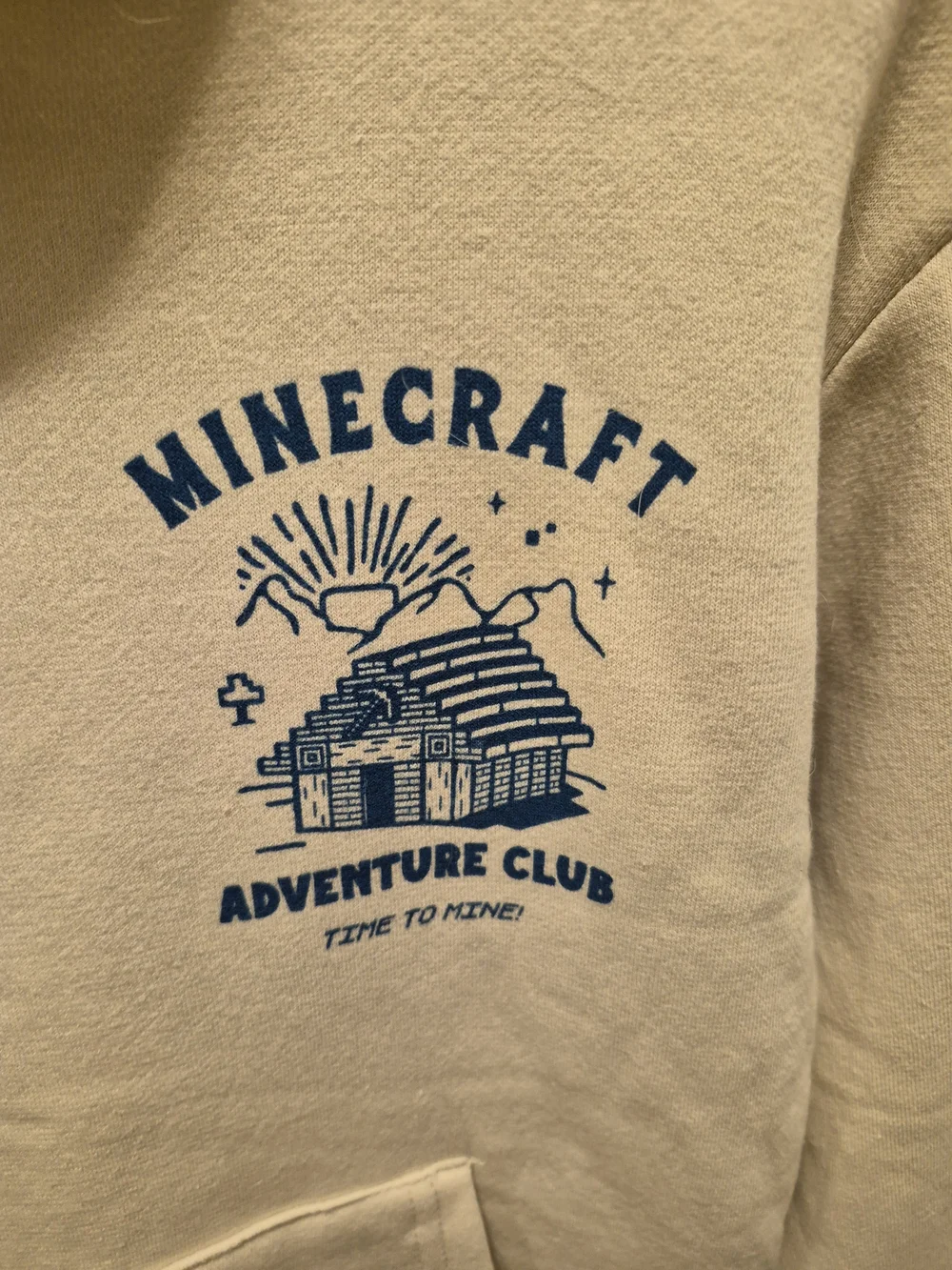 Old Navy Cream Hoodie Minecraft Adventure Club Back Graphic L 10-12 Boys Unisex